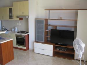 Maslinica Cale 2